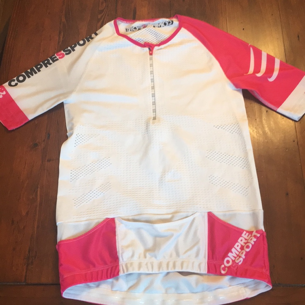 Compressport triathlon top